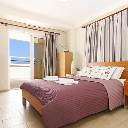 Apartment Chronos